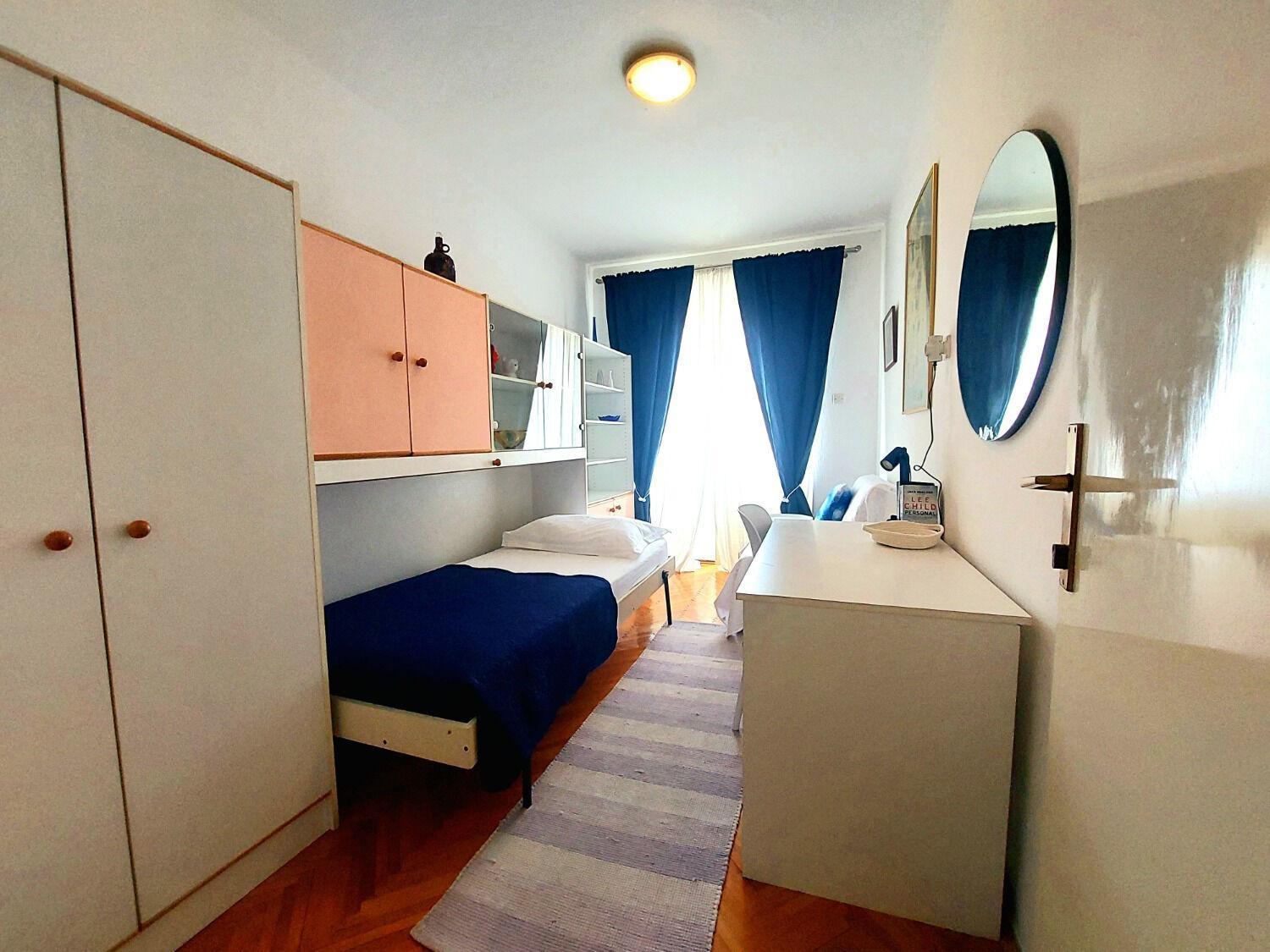 Apartment Fila - Large & Close To The Beach Makarska Exterior photo